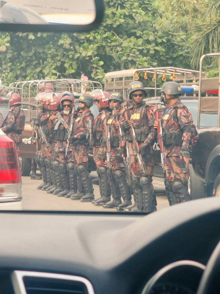 Jan Janowski tweet media