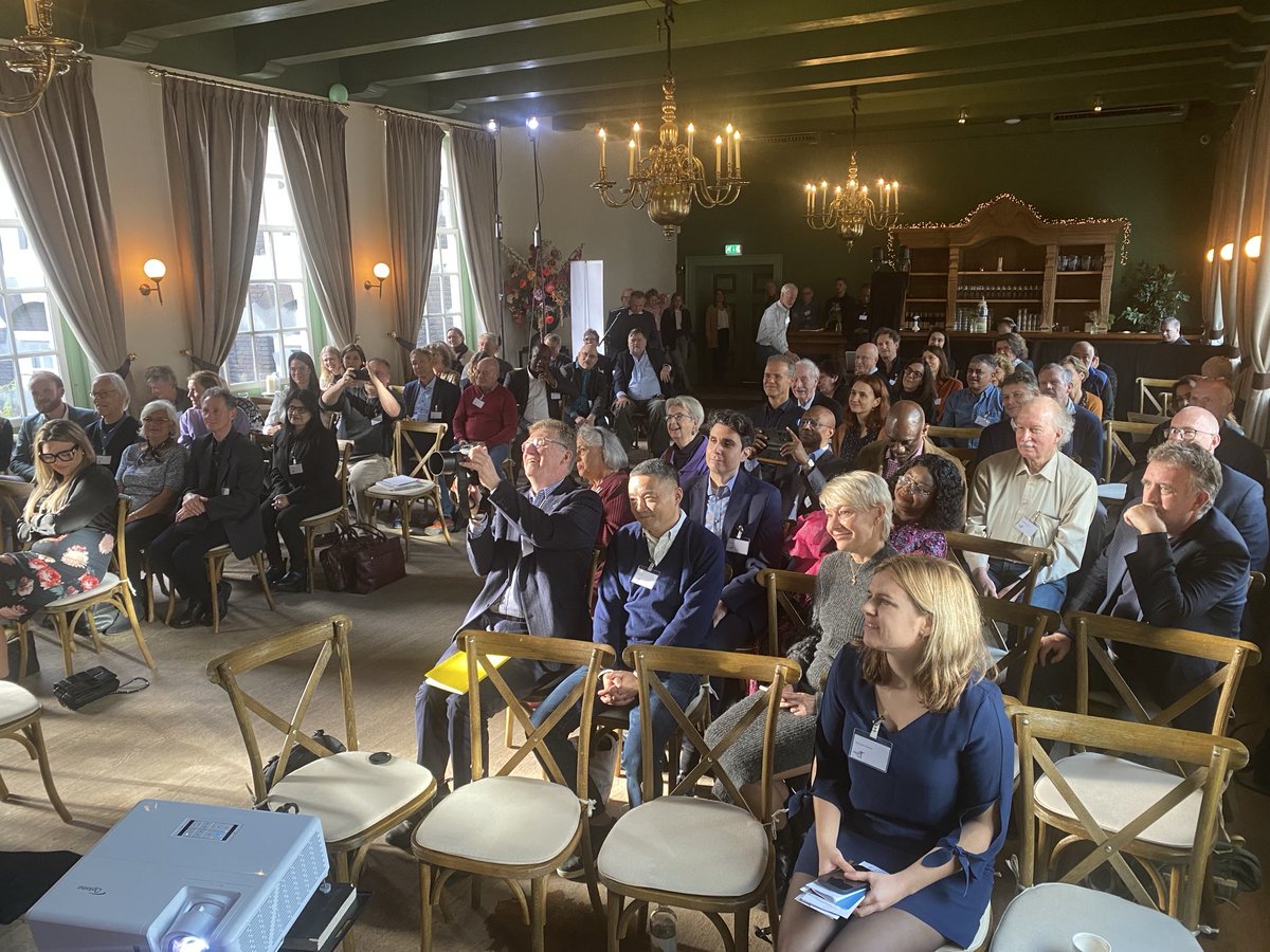 Such a wonderful and diverse group of passionate for cancer patients advocates and scholar activists. ⁦<a href="/inspire2live/">Inspire2Live</a>⁩