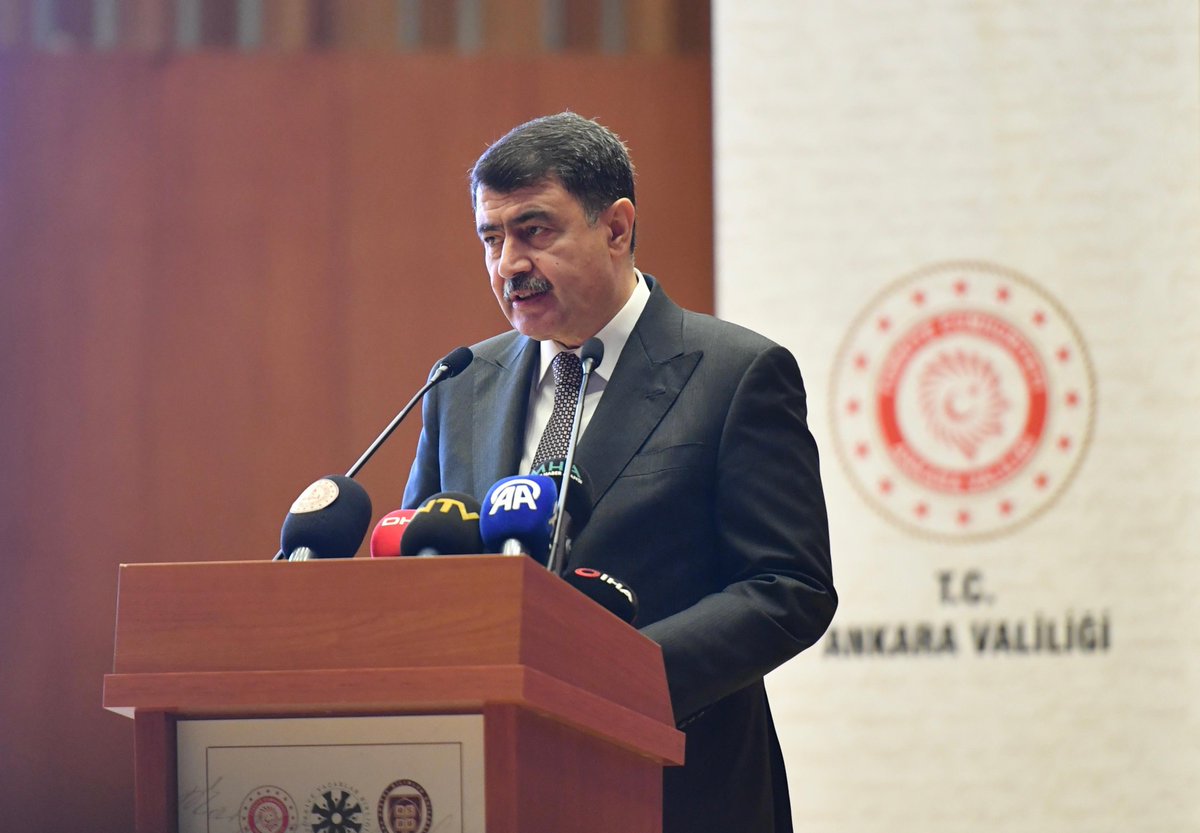 AnkaraValiligi's tweet photo. Valiliğimiz koordinatörlüğünde, Türkiye Yazarlar Birliği ve Ankara Sosyal
Bilimler Üniversitesi ortaklığında gerçekleştirilen “Bilge Yazarlar Projesi’nin” üçüncü yıl açılış programı, Milli Eğitim Bakanımız Prof. Dr. Sayın Yusuf Tekin'in teşrifleriyle gerçekleştirildi. https://t.co/Oma6YtC0fb