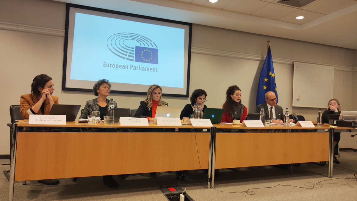 “Beyond borders, beyond boundaries” sets very clear recommendations for the 🇪🇺 Financial Support for Border Control in Tunisia/Lybia:
· Any new funding initiative requires a Human Rights Assessment
· Re-assessment of ongoing projects ensuring there is Human Rights compliance
1/2