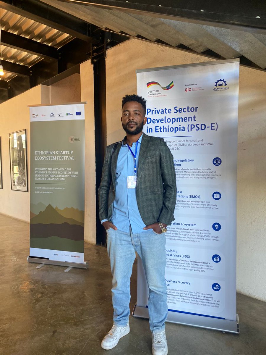 icehawassa's tweet photo. Icehawassa at the Startup Ecosystem Festival by #PSDEProject and BIC ETHIOPIA. Proud to showcase Spiraltube Water Pump—a game-changer in irrigation! Operates without energy, lifting water up to 20-32 meters. Impact on food security is immense, benefiting smallholder farmers. https://t.co/lB8AZoGpVp