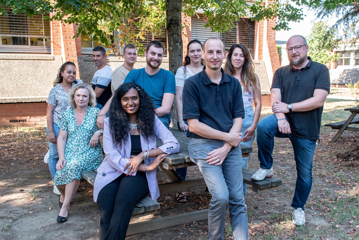 [#Lauriers2023] Félicitations à Sylvain Raffaele et son équipe @QIPlab pour ce #Laurier2023 du prix Défi Scientifique. 🌿Comprendre les mécanismes à l’œuvre dans l’immunité des plantes est le cœur de métier de Sylvain. 🔗inrae.fr/dossiers/lauri…