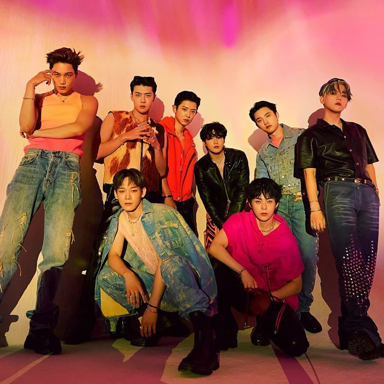 kchartsmaster's tweet photo. All winners of ‘Album Of The Year’ at the MAMA Awards:  

2006: SG Wannabe - The 3rd Masterpiece 
2007: Epik High - Remapping The Human Soul 
2008: TVXQ - MIROTIC 
2009: G-DRAGON - Heartbreaker 
2010: 2NE1 - To Anyone 
2011: Super Junior - Mr. Simple 
2012: Super Junior - Sexy, Free & Single 
2013: EXO - XOXO 
2014: EXO - Overdose 
2015: EXO - EXODUS 
2016: EXO - EX’ACT 
2017: EXO - THE WAR 
2018: BTS - Love Yourself: Tear 
2019: BTS - Map Of The Soul: PERSONA 
2020: BTS - Map Of The Soul: 7 
2021: BTS - BE 
2022: BTS - PROOF
2023: SEVENTEEN - FML