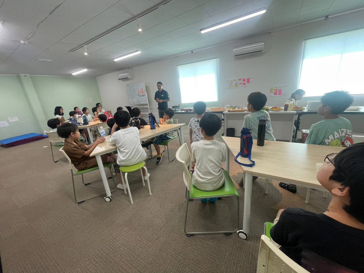 oyamayeg_event's tweet photo. 12月3日 #おやまYEGまつり
☆出店者 その29「#総合学習塾ViPass」☆
楽しく学ぼう!!今、人気の #プログラミング や #速読 の #無料体験 を行います。タブレットを使用するのでゲーム感覚で能力開発が出来るそうですよ。
学習塾と学童保育が併設されているViPassのコンテンツを是非体感してください! https://t.co/vISCFdDtHu