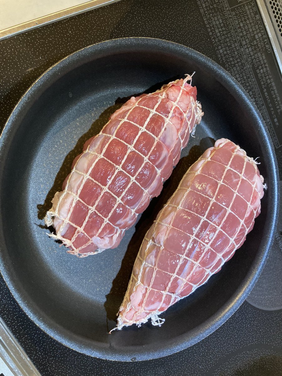321hobby_m's tweet photo. 今日はいい肉の日なので、チャーシューを作ってみました！
電気圧力鍋だと簡単に作れて最高です👍 https://t.co/eG9biWqSyn