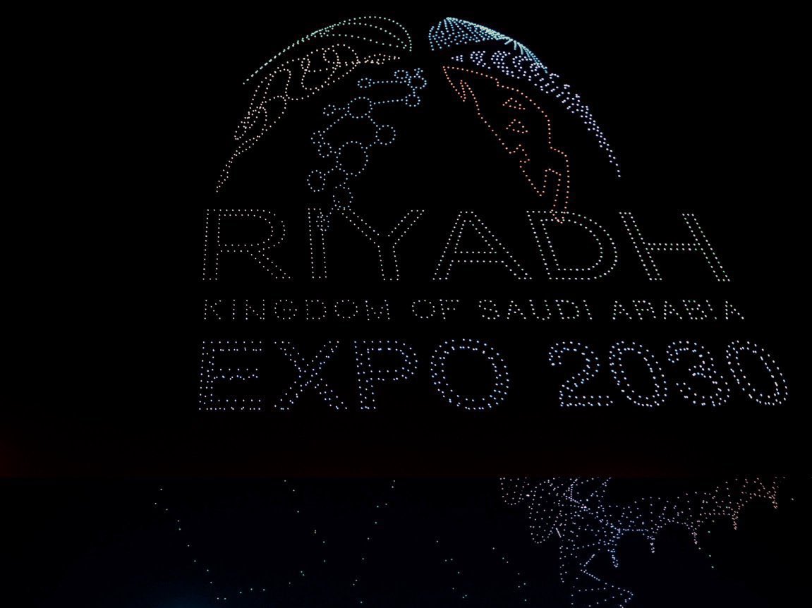 gasd3_'s tweet photo. ياساااتتتر يالفخامة شكل اللايك الجديد نخلة 𝕏😨
#الرياض_إكسبو2030 #AppleEven #RiyadhExpo2030 https://t.co/AD6AIPByy9
