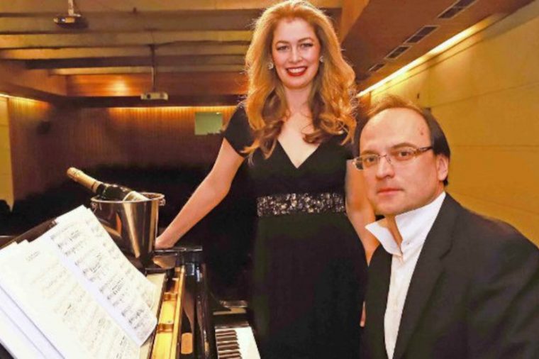 uohiggins's tweet image. El Cabaret de Kurt Weill🎼🎹Es el concierto que viviremos hoy a las 19.30 hrs. En el Campus Rancagua, donde actuarán la mezzosoprano chilena Constanza Dörr, acompañada al piano de Andrés Maupoint, y en el acordeón Joaquín Muñoz.

+ info en @radiobeethoven: goo.su/UP14iP