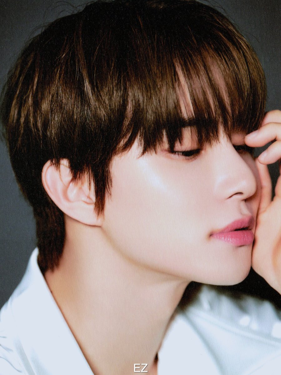 itwassoez's tweet photo. THE UNITY 포토팩 스캔
#정우 #JUNGWOO https://t.co/LXrXkQneY9