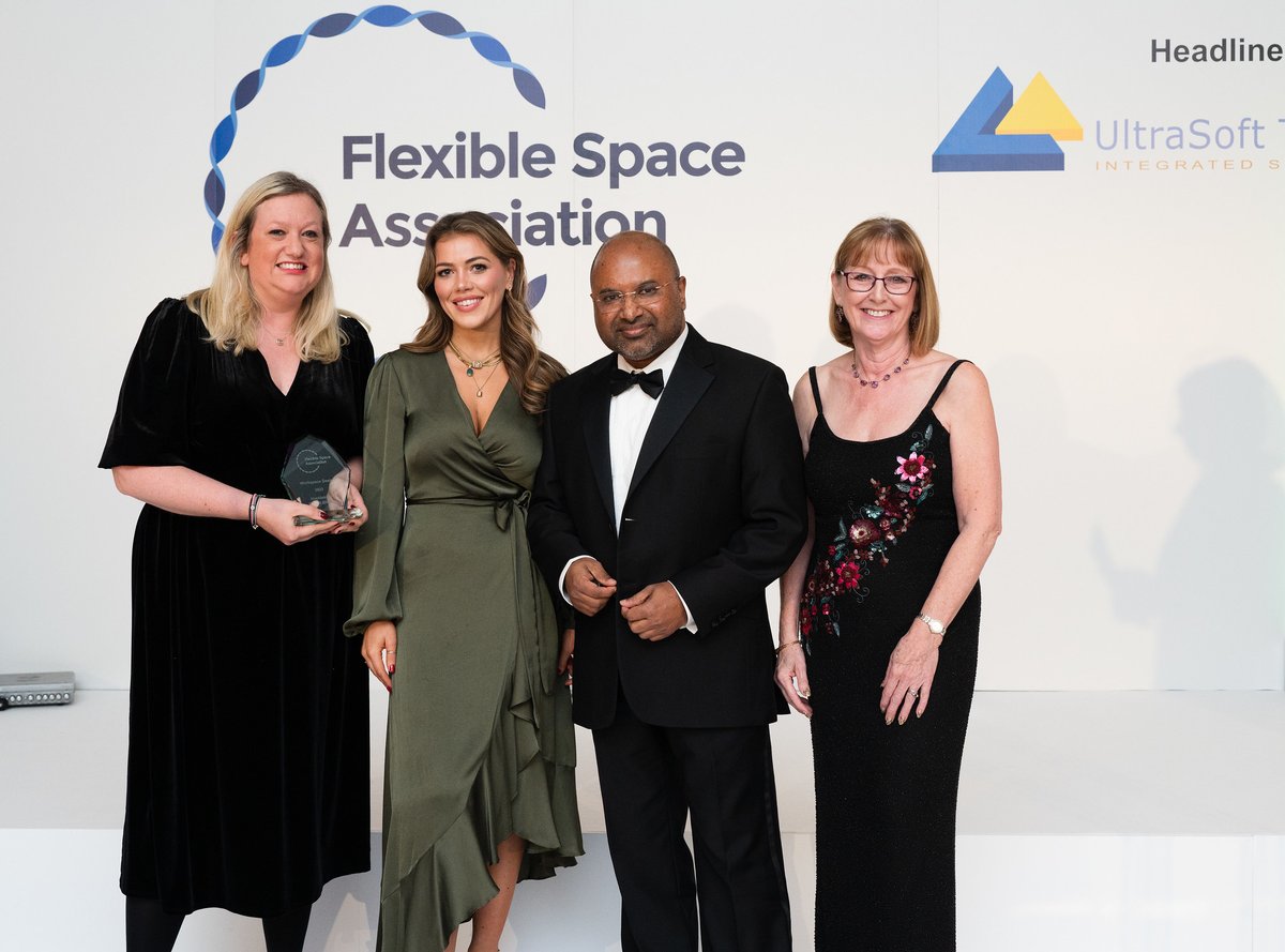 Harun Biswas, Founder and CEO of UltraSoft Technologies, had the privilege of presenting the first award for the Best Workspace Design to the <a href="/huckletree/">HUCKLETREE</a>  team at the <a href="/FlexSA_UK/">Flexible Space Association</a> annual Gala Dinner 2023. 
Congratulations to the winners on their remarkable achievement!
