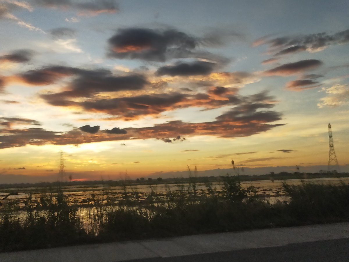 If he doesn't choose you learn to let go.  #sunset #sunsetphotography #sunsetlover #sunsetshimmer #Road #sunsetclouds #Cloud #clouds #landscape