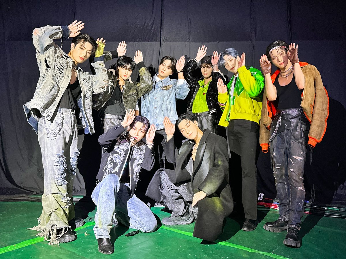 ATEEZofficial's tweet image. [📷] TODAY ATEEZ
⠀
류승룡 선배님과 함께 영화 한 장면같이
강렬한 모습을 보여 준 시네마틱 스테이지✨

그리고 'Favorite Global Performance Male Group Award' 수상까지 행복한 추억들을 가득 남긴 #2023MAMAAWARDS 🥳
⠀
#TODAY_ATEEZ #ATEEZ #에이티즈 #2023MAMA