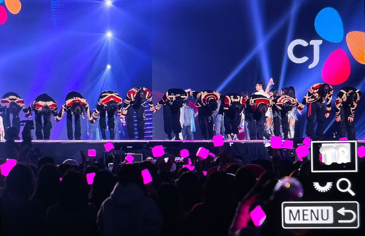 Ending the event with a big bow 🥹