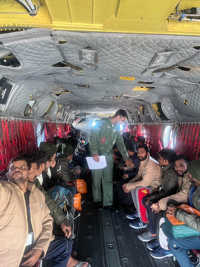 IAF Chinook helicopters which had been standing by, were employed to provide urgent medical evacuation of the 41 trapped workers from Uttarkashi to AIIMS Rishikesh. We are glad that they are all safe.