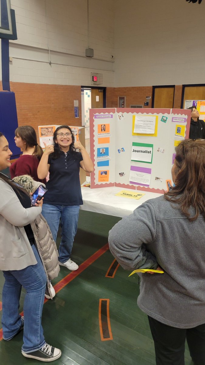 CJHS_AVID's tweet photo. AVID College and Career Fair and HS Endorsement Night🎓💙🦁 https://t.co/T19L92zsV8