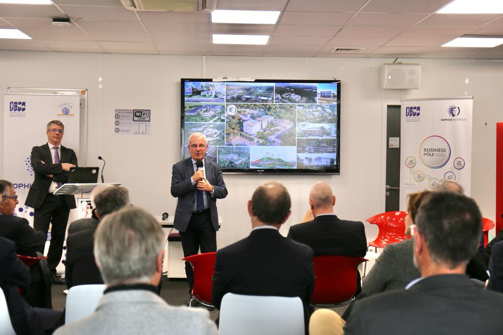 Je suis honoré de recevoir M. Hugues MOUTOUH <a href="/prefet06/">Préfet des Alpes-Maritimes🇫🇷</a> pour découvrir Sophia Antipolis et rencontrer son écosystème.

Notre technopole base sa singularité sur la fertilisation croisée entre l'académique, la recherche et le monde économique.

En 2009, Sophia Antipolis comptait 28