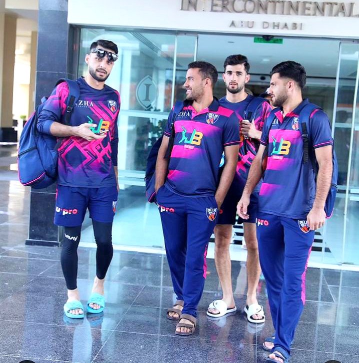 څلور افغان اتلان په یوه لوبډله او یو عکس کې.❤️✌️
Four Afghan cricket star's in single frame and Team in #T10 
#T10League #AbuDhabiT10 
@imnaveenulhaq @fazalfarooqi10 @naveedizhar21