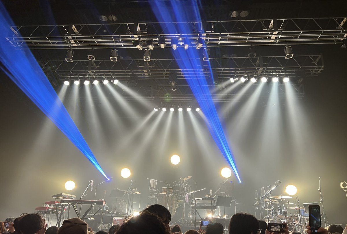 suno3735881's tweet photo. 心が"フルMAX"に"fullfull"に満たされた。
太朗さんの自由で楽しくありのままの世界観を音楽で表現されていて、それが自分の価値観にぶっ刺さっているから好きなんだと思えた。これは価値観だから誰に何と言われようとも揺るがない。
また会う時まで健やかに生きていきます。
#TENDRE
#THISISTENDRE https://t.co/imzDr9faBG