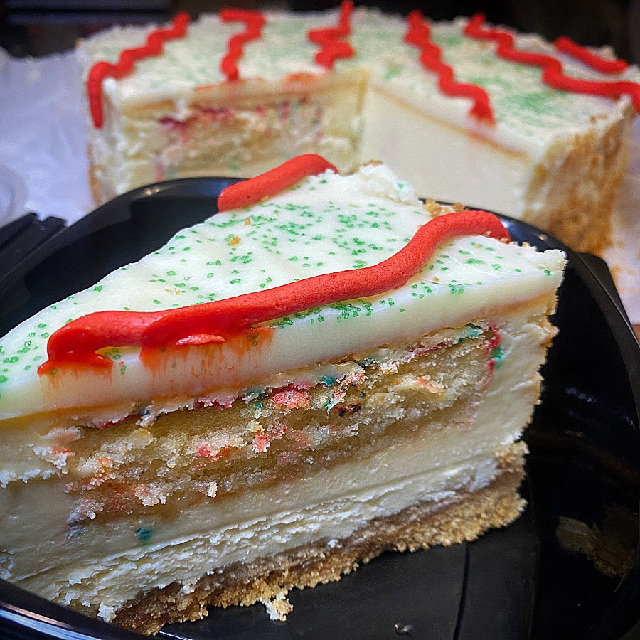 bomberypsi's tweet photo. This week weโll be featuring Little Debbie Christmas Tree Cheesecake for $8/slice.
#lildebbie #littledebbie #bomberypsi https://t.co/yAcWLpX10u