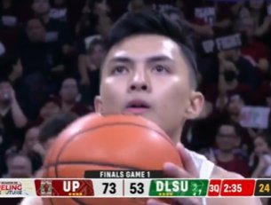 AlbianaHibo's tweet photo. Hoy, bat ang gwapo mo Harold Alarcon!! π₯°
#UPFight #UPMaroons #UAAPSeason86 #Basketball π https://t.co/yNFdEAIR8y