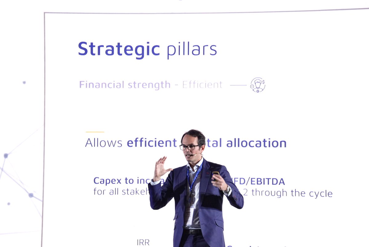 Acerinox’s Strategy Director, Antonio Gayo Piriz, presented key strategies under the presentation title “Facing tomorrow’s challenges.”

▶ Follow our #AcerinoxCapitalMarketsDay2023 live
lnkd.in/d98Hw4xH