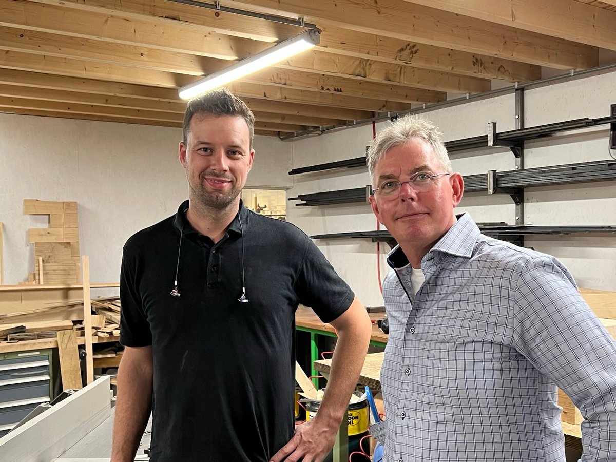 Finovion's tweet photo. “Finovion ontzorgt, zodat ik me bezig kan houden met m'n core business. Daarom geef ik ze een 9!” - Sebastiaan van Dulken van Ruig &amp; Geroest. Hier bekijk je het hele #klantverhaal: https://t.co/iuNwU4dPuS #review #administratie https://t.co/vDICwOK851