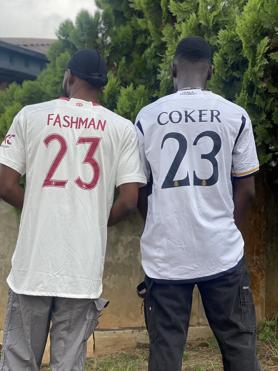 Fashmanofficial's tweet image. Jersey day, repping @KingJames number, and Manchester United 
#futabro 
#ClassInvicta #invictaclass22week