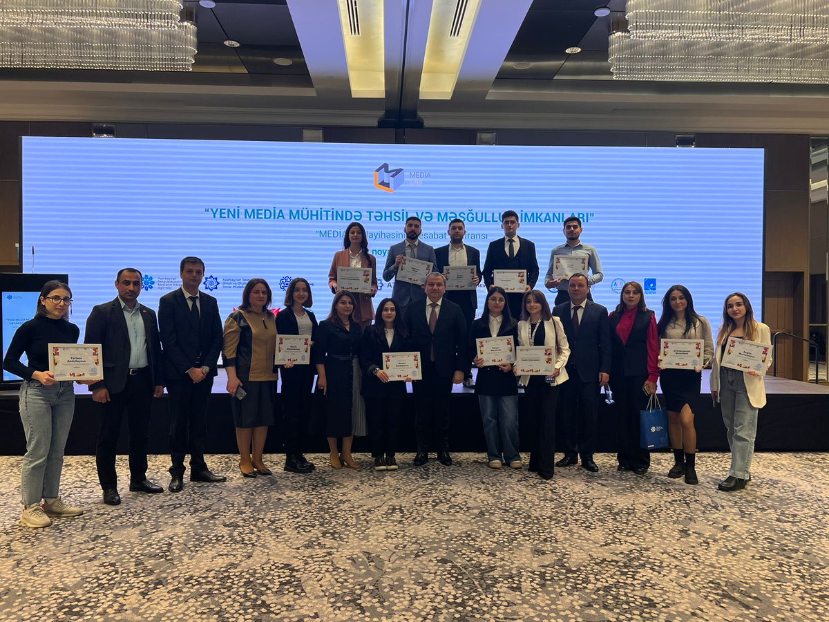 bdu_eduaz's tweet image. &quot;MEDİAlab” layihəsi çərçivəsində BDU-nun 13 tələbəsi mükafatlandırılıb

Ətraflı: bsu.edu.az/az/news/medala…

#BDU #MEDİAlab