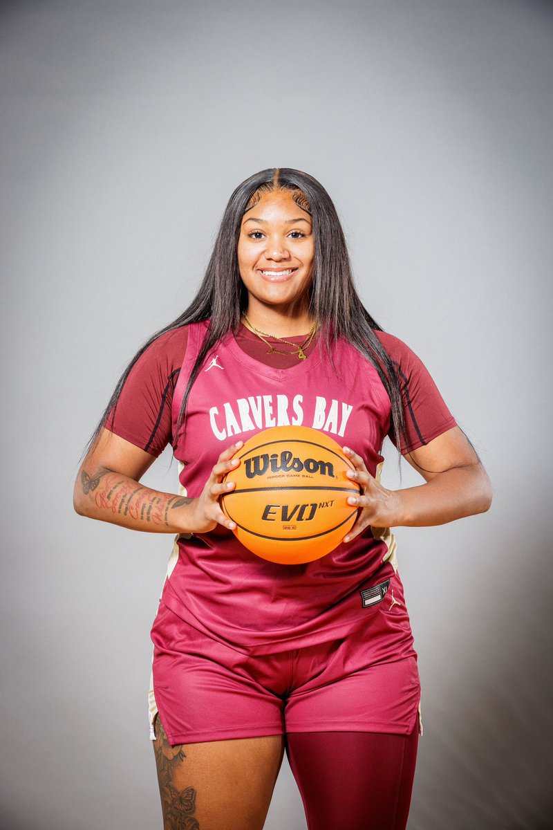 A few weeks ago Jerchel Geathers had the opportunity to participate in the @SCBCA Media Day at HS. She was recognized as one of the Top 5 seniors in Class 1A. She took pictures, did some interviews, it was an awesome experience. Congratulations Jerchel! #BearNation #24Ours