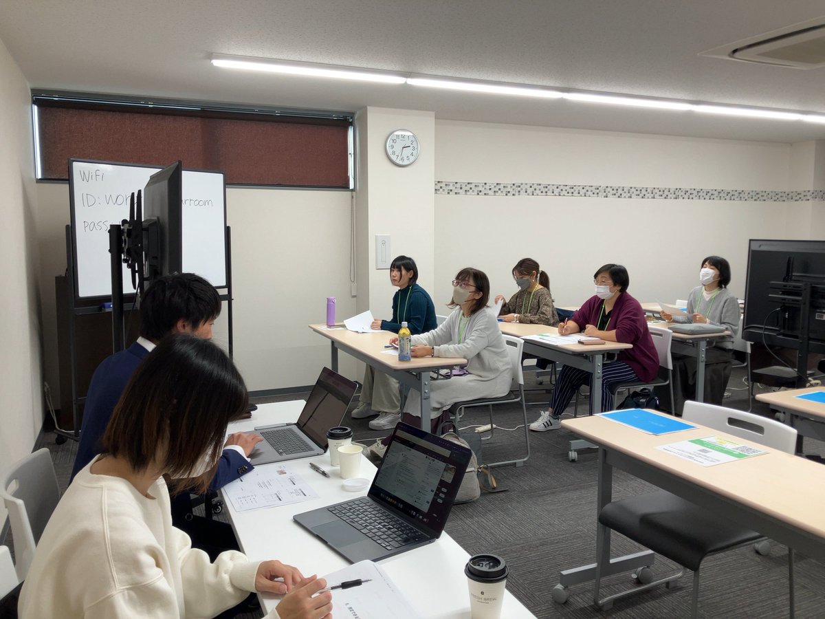 JOINX0811's tweet image. 本日も #株式会社富士 様による
女性の #デジタル人材育成 講座を
行って頂きました😊
今年度 #富士市 に８０名の
#デジタルスキル を学んだ女性が
誕生します🥰✨
