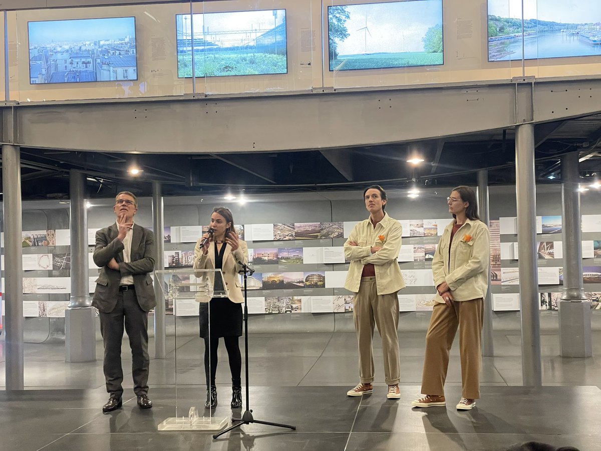 [En cours] au <a href="/PavillonArsenal/">PAVILLON ARSENAL</a> Inauguration de l’expo «Un possible futur», une recherche soutenue par <a href="/FAIRE_PARIS/">FAIRE</a> qui interroge la ville de demain au travers de 32 fictions en réponse aux enjeux architecturaux et sociétaux contemporains.
Par Poumtchak Studio