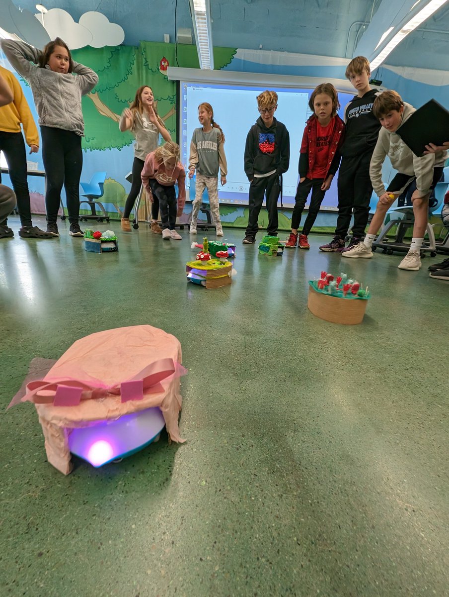 🅼🆁. 🅵🅾🅶🅻🅴 tweet media