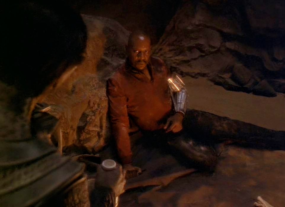 Daily Captain Sisko (@dailysisko) on Twitter photo 