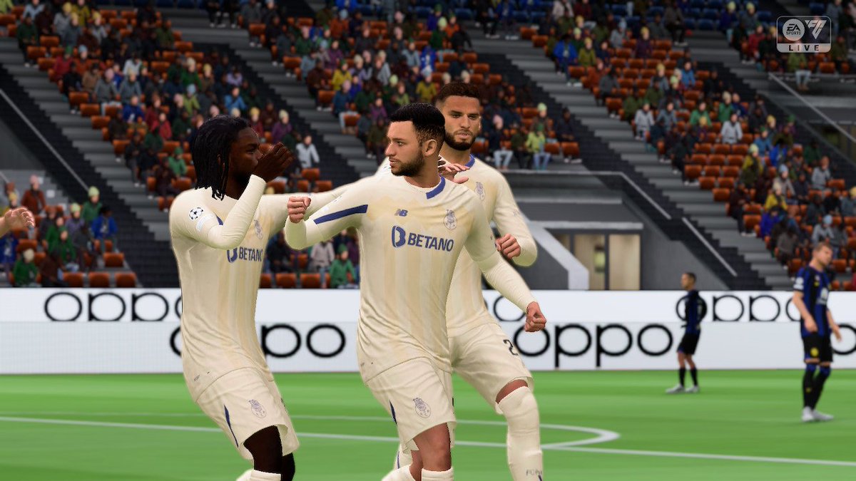 1602Isaac's tweet photo. Partido de ida de los Octavos de final de la Champions 
El Porto saca un bien resultado de San Ciro donde el Inter de Milán le puso las cosas muy difíciles a los portugueses pues no fue hasta el 85' cuando el Porto anotaba el gol de la victoria. 🟢⚽ https://t.co/qiNLhmPJtR
