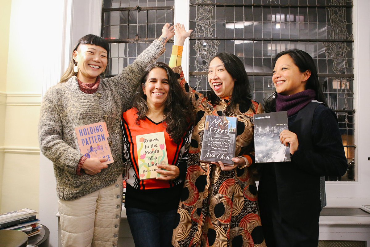 It was a full house for our New Books Reading with @NYUCWP, featuring @jmaebarizo, @AvaChin, Bushra Rehman (@WriterBushra), & @msjennyxie. Thank you to everyone who came out! 📚 kundiman.org/announcements/…