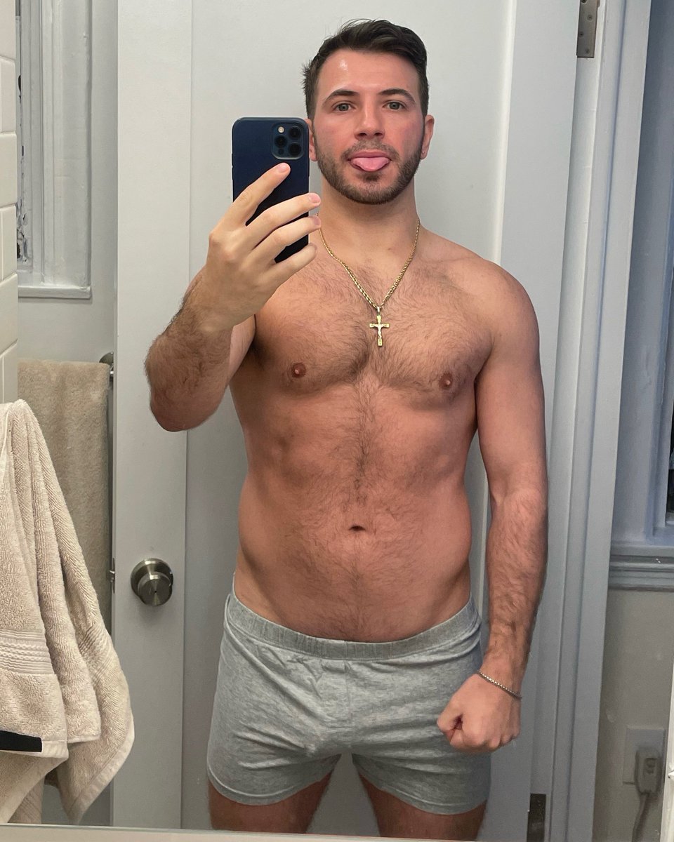 salvucciodamico's tweet photo. I turn 30 today!! https://t.co/vtVvECDcy1