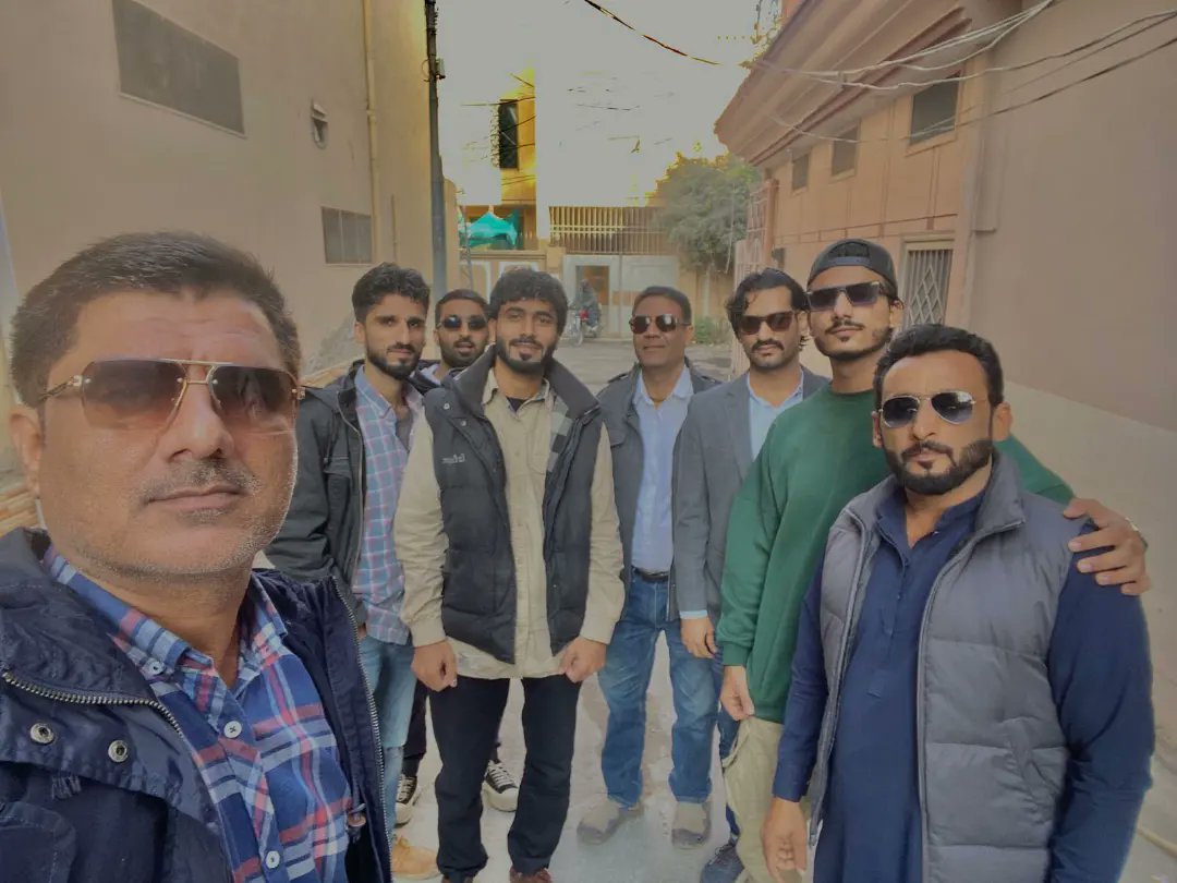 salmankhan78666's tweet photo. پاکستان پیپلز پارٹی کے 56th یومِ تاسیس کے موقع پر کوئٹہ میں لیاری کے جیالوں کی سیلفی
#30thNov #QuettaJalsaPPP #56thYomeTasees🇱🇾
#PPPFoundationDayBalochistan https://t.co/JqUyr361r0