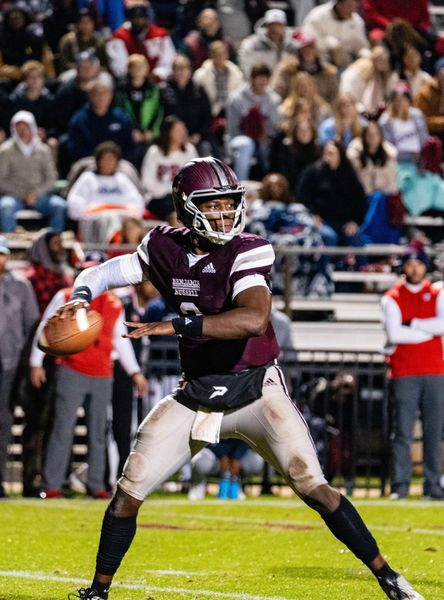 leerandyjr's tweet photo. Outstanding Senior seasons for both Gabe Benton and Malcolm Simmons!
Wishing both the best at the next level. 

MALCOLM SIMMONS, BENJAMIN RUSSELL: Closed out his senior season with five receptions for 152 yards and two TDs and rushed once for a 7-yard score in the Wildcats’ 31-28 setback versus Pike Road in the 6A quarterfinals. Simmons caught 60 passes for 1,279 yards and 14 touchdowns this season and had 117 catches for 2,536 yards and 28 TDs for his career. Quarterback Gabe Benton, also a senior, was 15-of-35 for 249 yards and two TDs in the loss. He was 171-of-272 for 2,934 yards, 29 TDs and only four interceptions. His career numbers were 443-of-739 passing for 7,267 yards and 73 TDs. He also had 731 rushing yards and 10 scores – giving him 7,998 total yards and 83 scores accounted for.
Photos courtesy of 24/7 Sports and Justin Clayton Photography