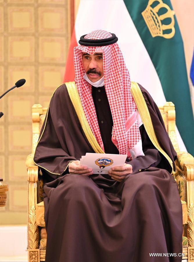 AdabOman's tweet photo. اللهُم يَا من تُعيد للمريض صحته، ويَا من تستجيب دُعاء اليائسين، اللهم اشفي سموّ الأمير الشيخ #نواف_الأحمد_الصباح شفاءً لا يُغادر سقماً يا رب العالمين. https://t.co/uZ3zpBbn0n