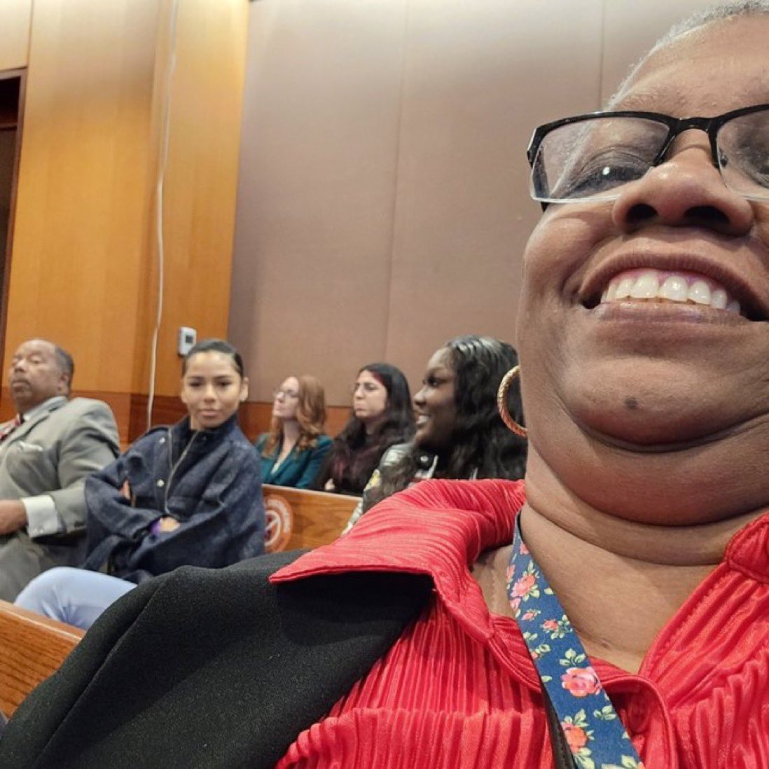 DailyLoud's tweet photo. Mariah the Scientist supporting Young Thug in court today https://t.co/1pP856H64E