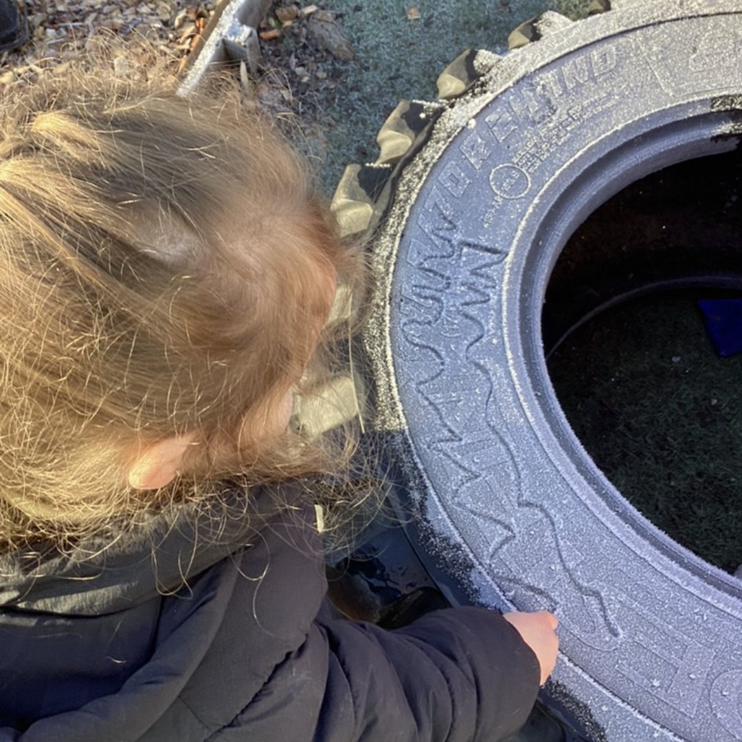 ldil81's tweet photo. The best way for young children to learn about the world around them is for them to experience it! Thanks to the changes in the weather overnight, the children had the perfect opportunity to explore and investigate FROST. The children got to touch, talk about and even taste... https://t.co/0JsIIspwsr