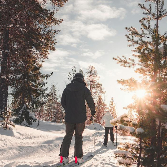 Chill in the air: Canada's winter home market cools off from pandemic-driven highs. 🏡❄️

Check out this blog for everything you need to know about the current state of Canada’s winter recreational property market! 

rlln.ca/kN7CoR94w2