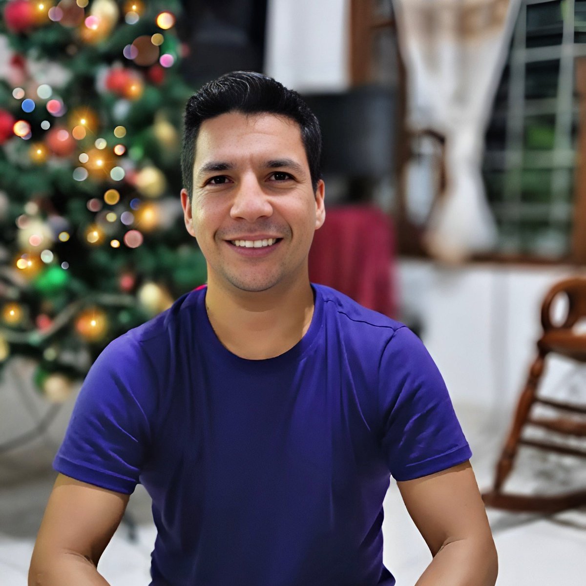 sergiolizcano01's tweet photo. #NuevaFotoDePerfil https://t.co/X6nTiBShPs