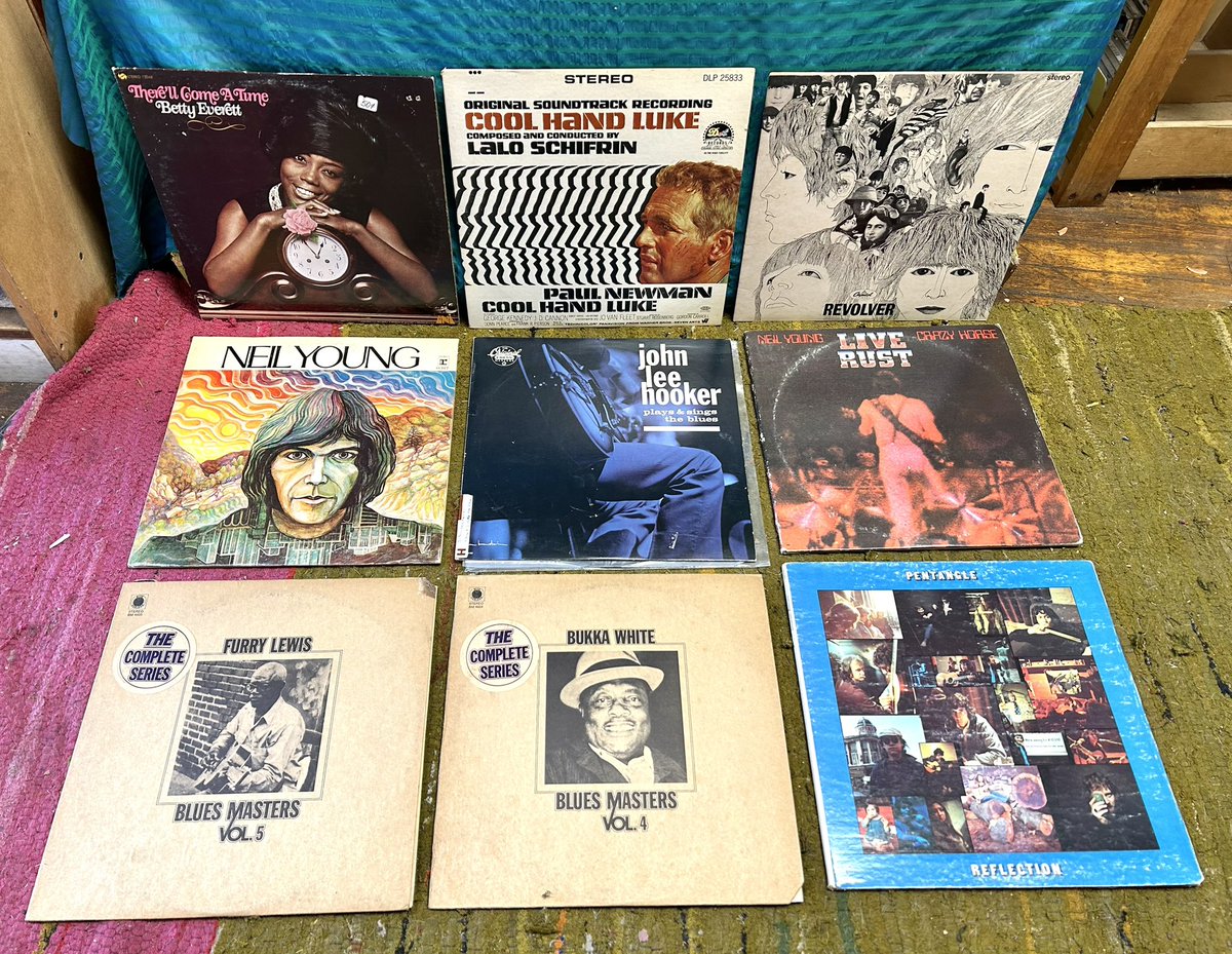 NormalsBooks's tweet image. A taste of 1st 2 new #usedvinyl crates going out, including an excellent 1967 2nd 360 Sound stereo press of #MobyGrape debut with a near mint poster included! No middle finger. #BobDylan #EarlHooker #Devo #siouxsieandthebanshees #Hawkwind #BukkaWhite #CoolHandLuke #FurryLewis