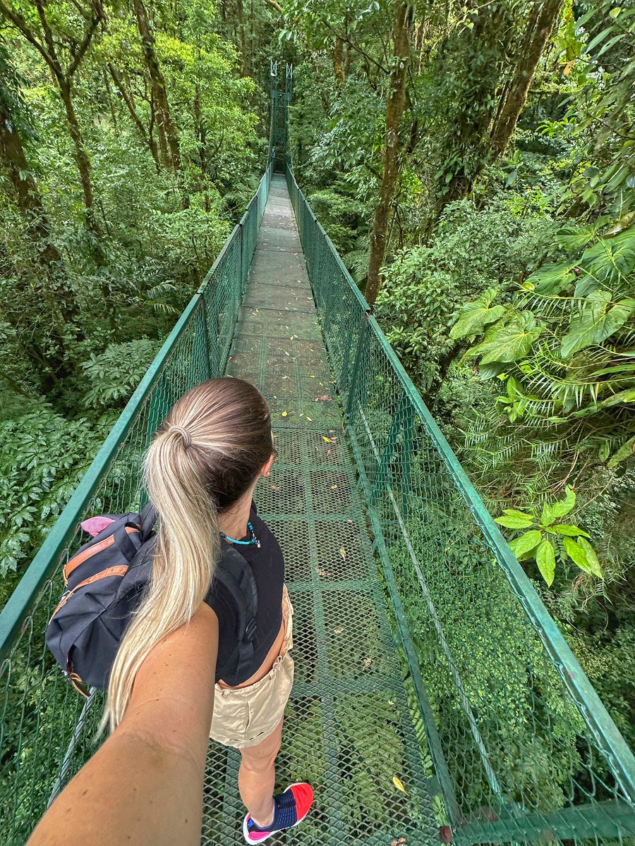 I spent this past week on a trip with @gadventures traveling around my current home country of Costa Rica and it was EPIC! 🦥 shorturl.at/hrOY7