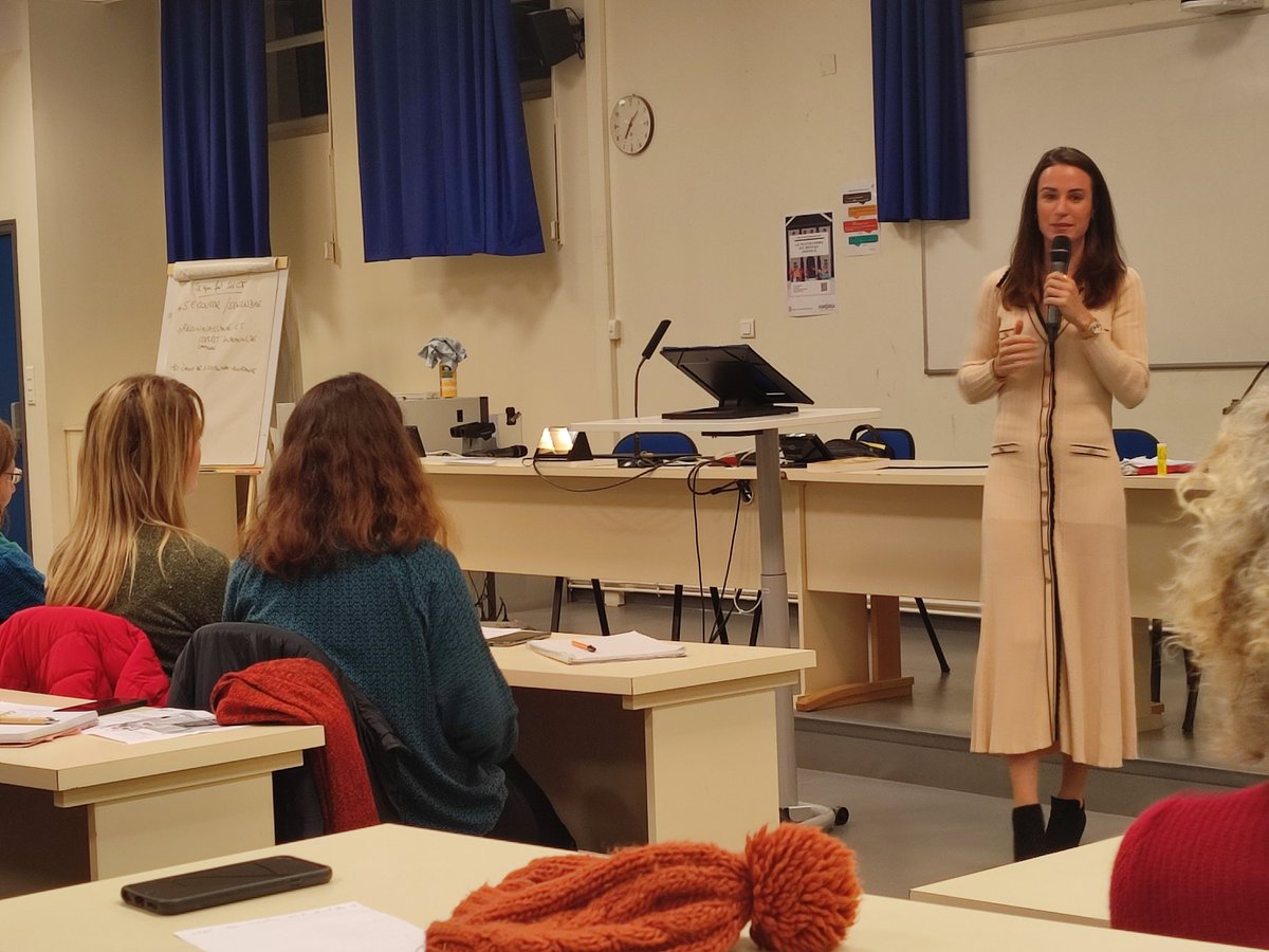 Remuante prestation de Mélissa Plaza ⚽ sur l'égalité hommes-femmes ce soir à l'observatoire départemental du dialogue social 22 👏