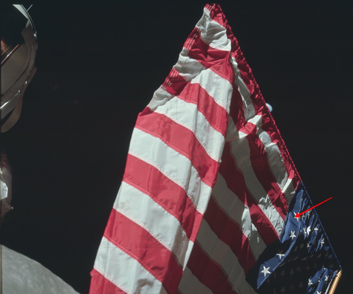 LowerTheVeil's tweet photo. @HuXijin_GT Lots of fake photos. 1. water on the lunar lander 2. equipment with mold growing on it 3. flag that had gotten wet overnight and hadn't fully dried

https://t.co/2PYg3LTgWS
https://t.co/17dVhqzR6a
https://t.co/JRAkuDtoBh https://t.co/NmvBFK5ay8