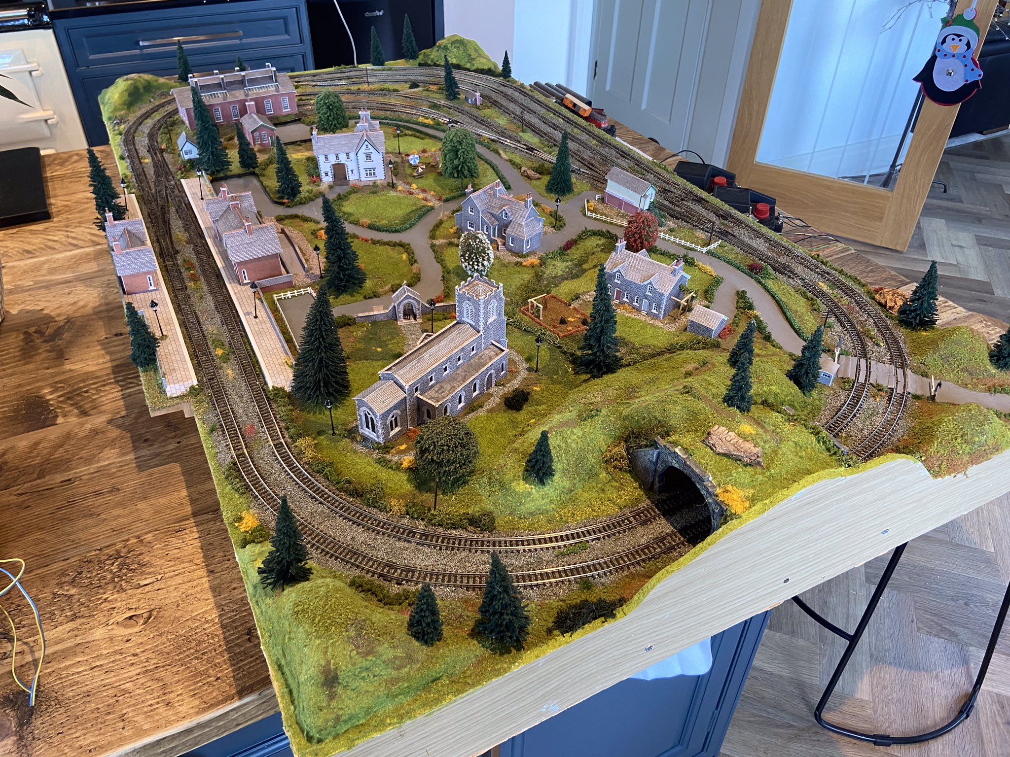 Metcalfe cardboard models n gauge outlet