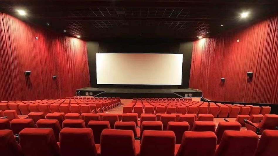 ग्रेटर नोएडा: ग्रैंड वेनिस मॉल का सिनेमा हॉल सील, बीच में रुकवाई गई सलमान खान की नई फिल्म टाइगर-3

#Tiger3 #Tiger3BoxOffice
#UttarPradesh #GreaterNoida #CinemaHalls #Cinema #greaternoida #Noida #Noidapolice #Delhi