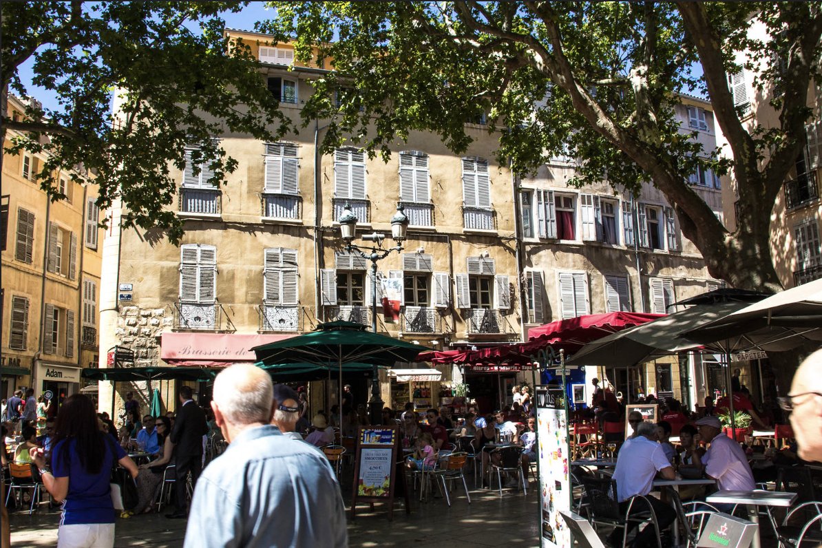 marnicpatterson's tweet photo. It’s #winewednesday in #aixenprovence in the #southoffrance and the locals are enjoying a glass or two in a café in the Mazarin Quarter.  

#provencefrance #provencestyle #visitfrance #travelwritersuniversity #ifwtwa1 @ifwtwa1 https://t.co/UlyhaeHYna