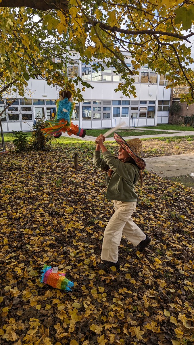 SHPSYear6's tweet photo. We had a smashing time breaking some piñatas #TeamSomers https://t.co/05LaD3qtB2